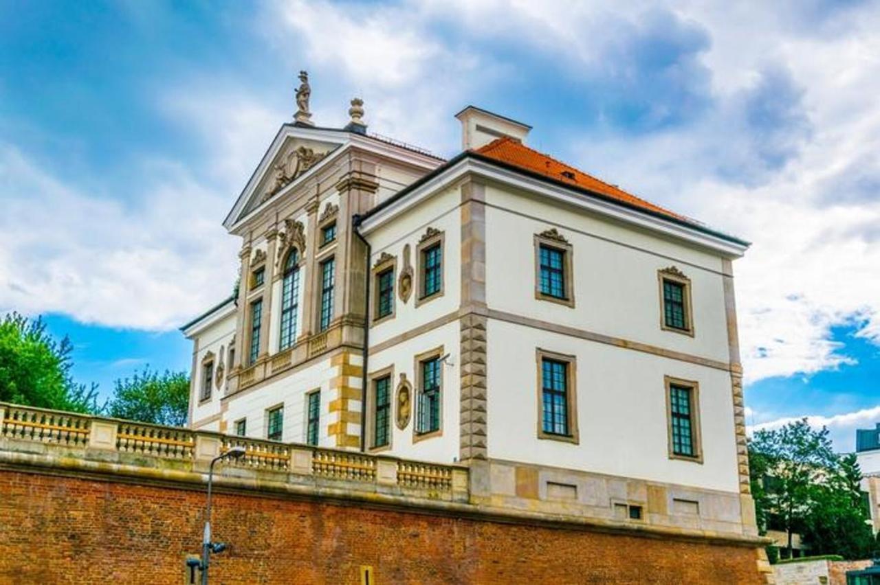 Helvetia Plus B&B - Private Rooms And Apartments Βαρσοβία Εξωτερικό φωτογραφία